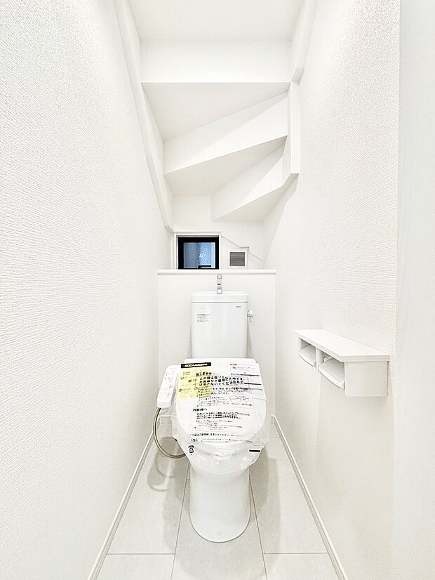 トイレは温水洗浄機能付き