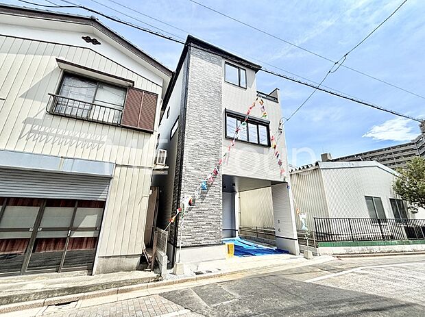 暮らしやすさと居心地の良さにこだわったシンプルで飽きのこないデザイン !