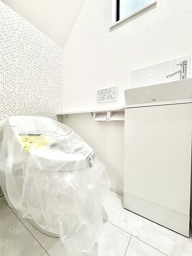 トイレは1階と2階それぞれに配置されていてとても便利です。