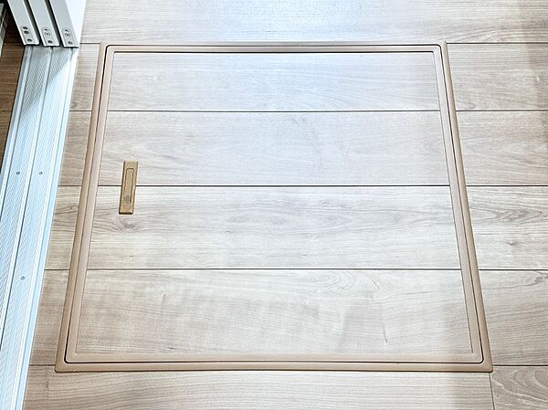 床下収納付き！日用品・非常用品の収納にも大活躍。