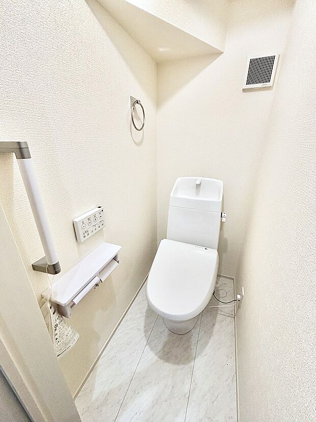 ウォシュレット付きトイレが1階と2階それぞれに配置されていてとても便利です。
