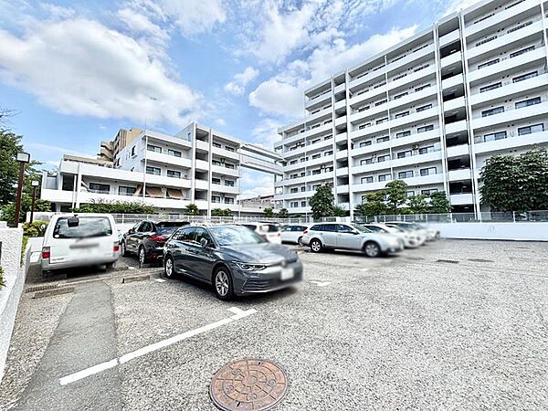 駐車場（空き状況は都度ご確認ください）