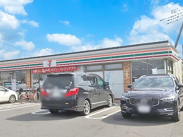コンビニ 835m セブン-イレブン 川口石神店