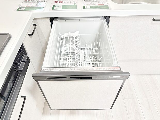面倒なお片づけは食洗機にお任せ!家事の負担が減って、時間にも気持ちにもゆとりができます。