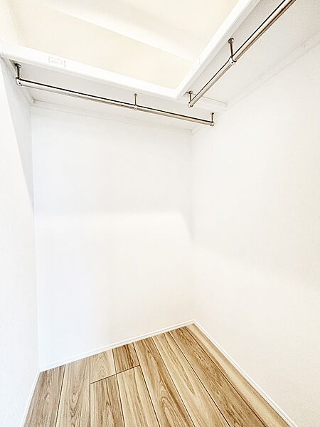 ウォークインクローゼットのある住まいでスッキリ快適な生活を
