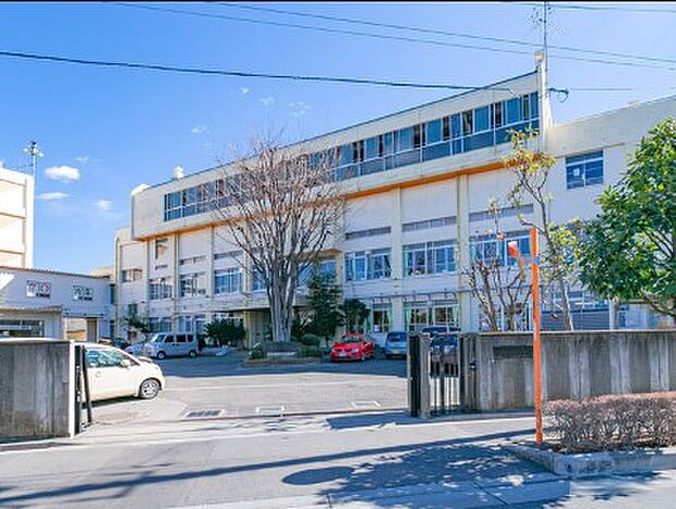 小学校 610m 川口市立十二月田小学校