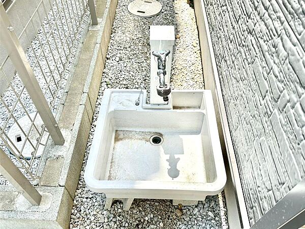 ガーデニングやお掃除に便利な外水栓