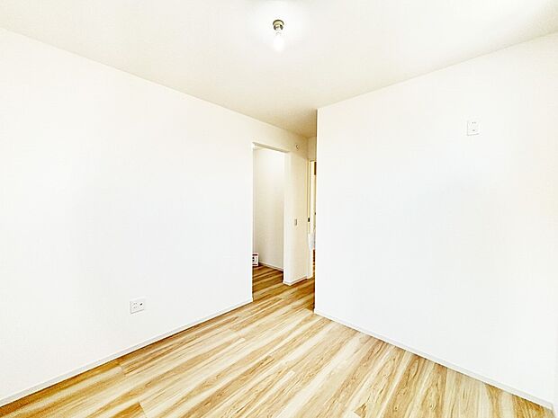 WIC付きのお部屋で充実したプライベート時間を過ごせます。