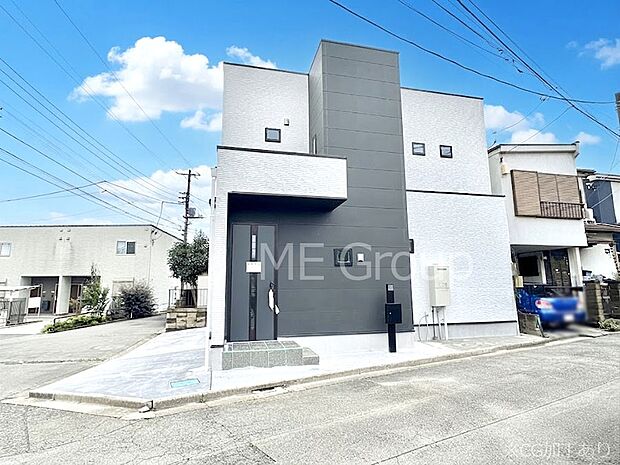 たっぷりの陽光と心地よい風が舞い込む住まい