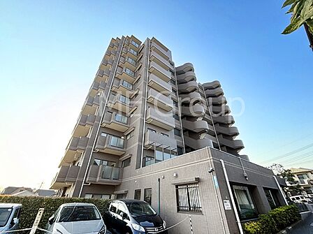 溢れる陽光でご家族の笑顔も輝く 