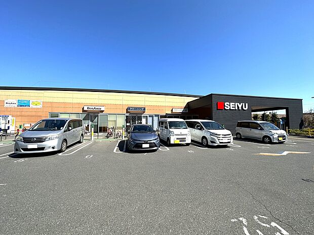スーパー 1000m 西友東久留米店