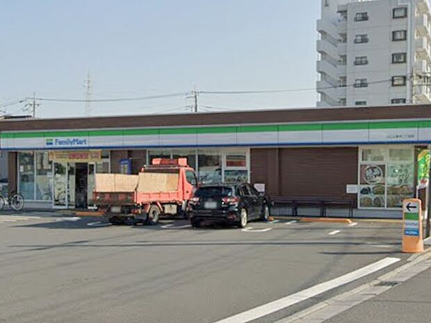コンビニ 230m ファミリーマート川口上青木二丁目店