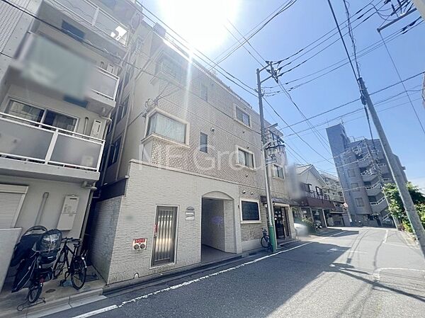 外観～弊社では無料オンライン相談を実施しております。お気軽にご相談ください～