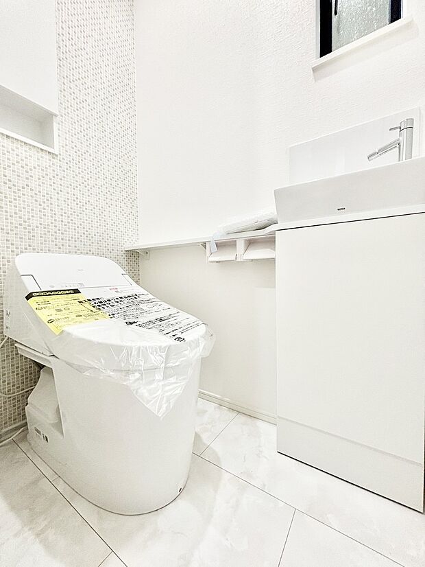 トイレは温水洗浄機能付き