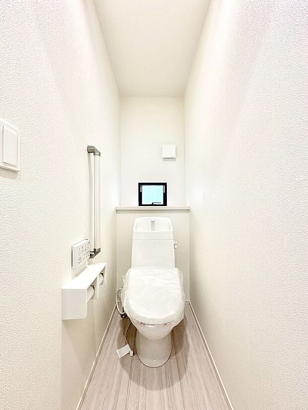 トイレは1階と2階それぞれに配置されていてとても便利です。 