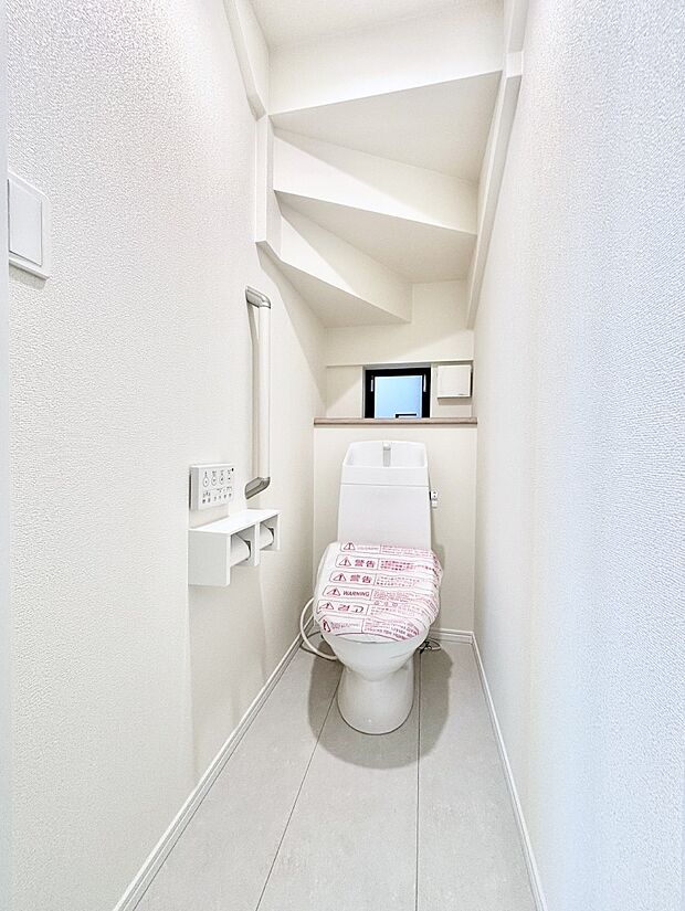 トイレは1階と2階それぞれに配置されていてとても便利です。 