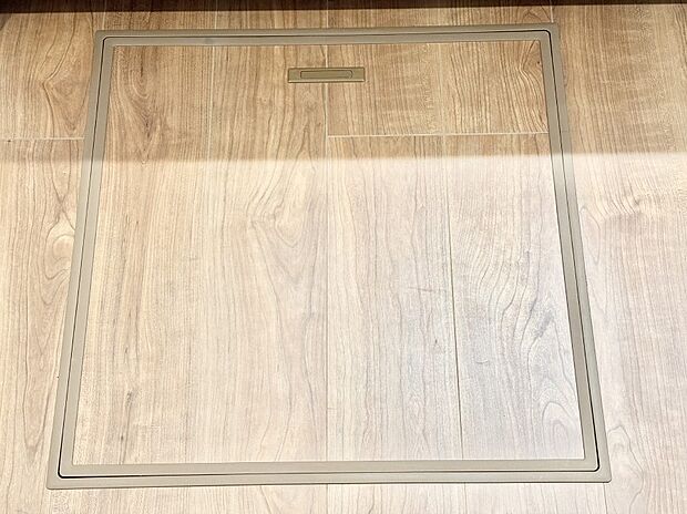 床下収納付き!日用品・非常用品の収納にも大活躍。