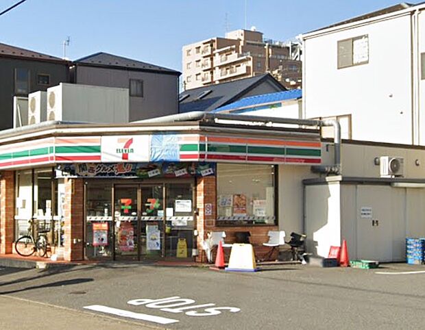 コンビニ 400m セブン-イレブン 足立綾瀬1丁目店