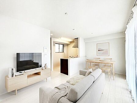 落ち着いた雰囲気のLDKは家族みんなの快適空間※家具はCGです