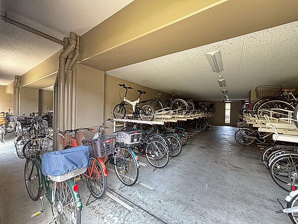 駐輪場（自転車）