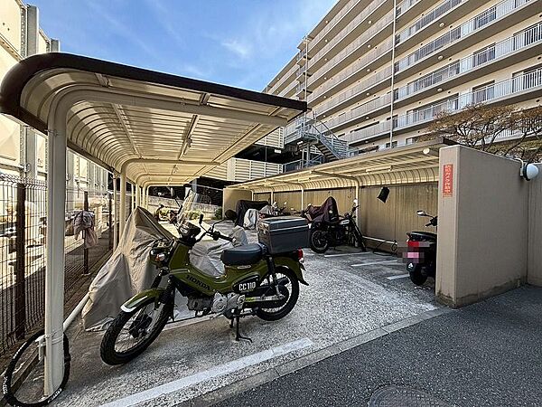 駐輪場（バイク）