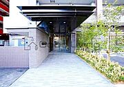 オートロック付きで不審者シャットアウト