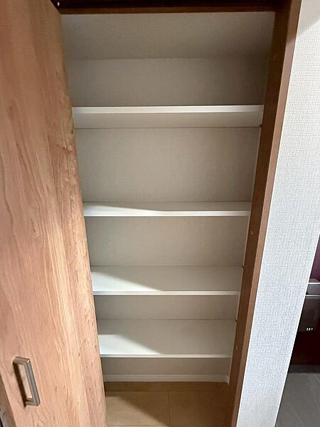 収納