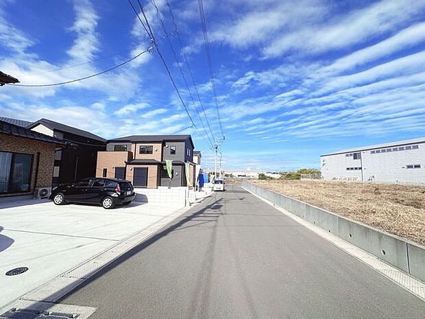 前面道路含む現地写真