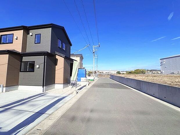 前面道路含む現地写真