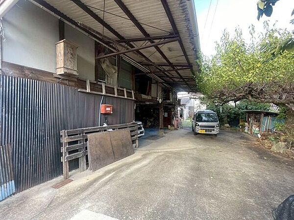 納屋