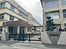 周辺：一新小学校 580m
