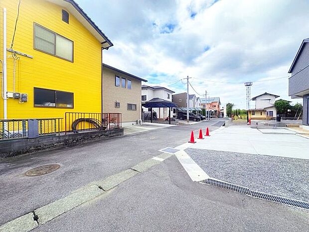 前面道路含む現地写真