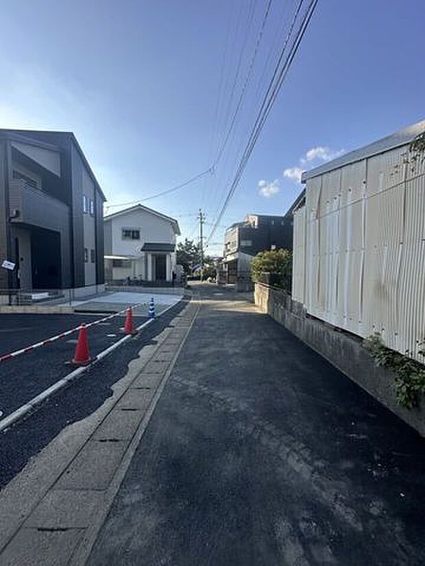前面道路含む現地写真