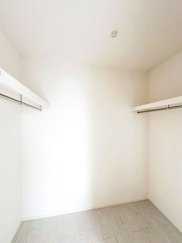 ウォークインクローゼット