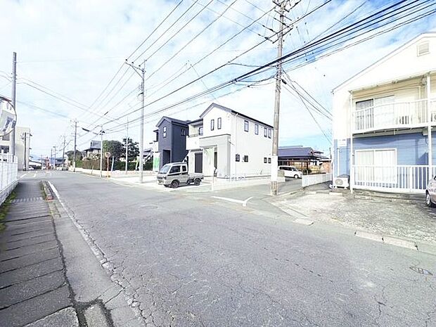 前面道路含む現地写真