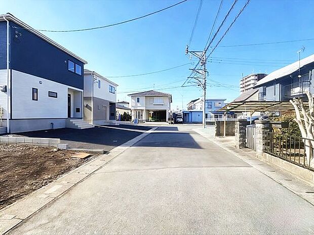 前面道路含む現地写真