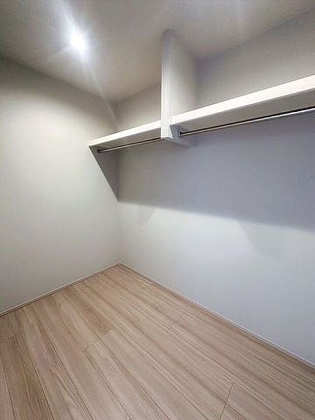 ウォークインクローゼット