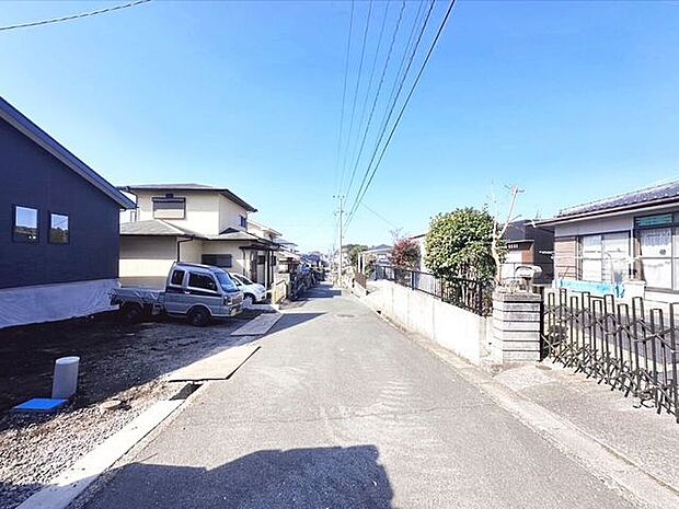 前面道路含む現地写真