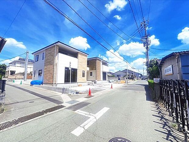 前面道路含む現地写真
