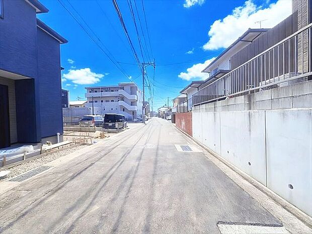 前面道路含む現地写真