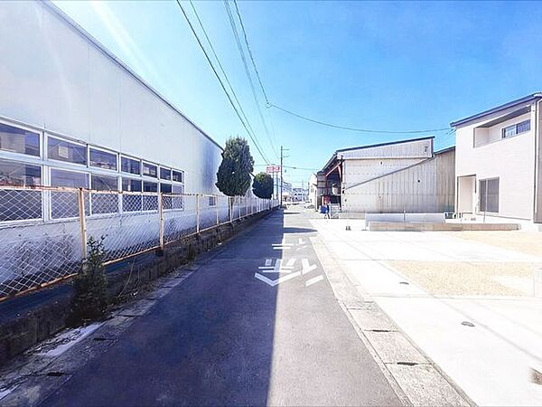 前面道路含む現地写真