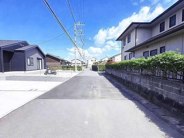 前面道路含む現地写真