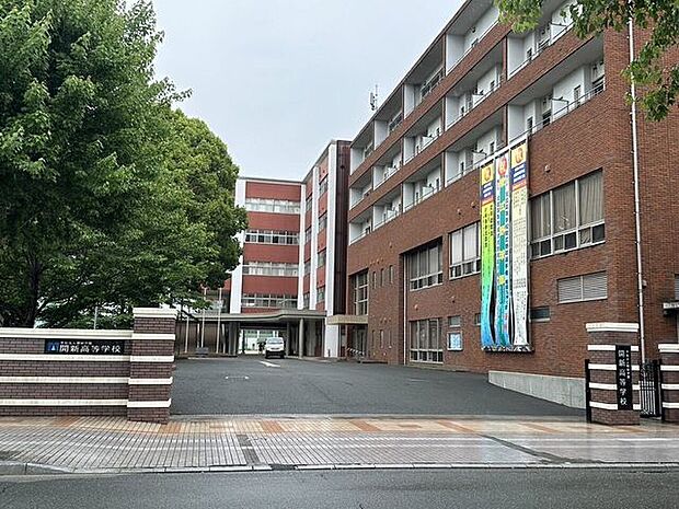 開新高等学校 1160m