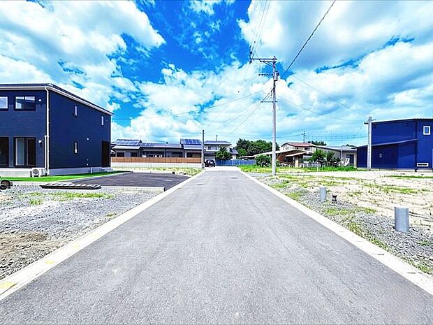 前面道路含む現地写真