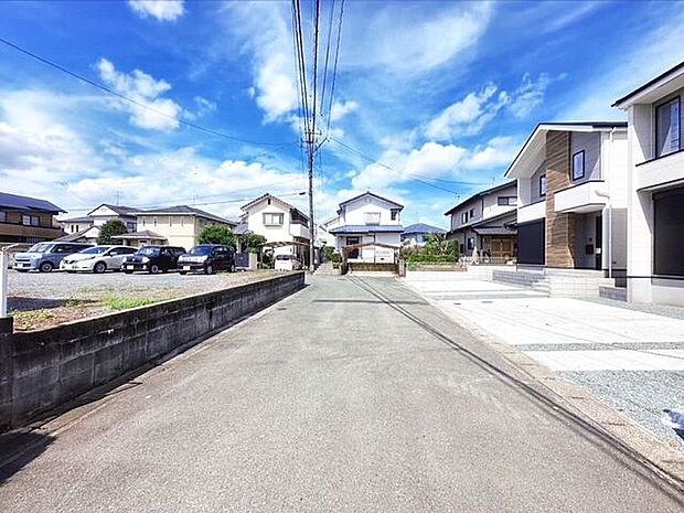 前面道路含む現地写真