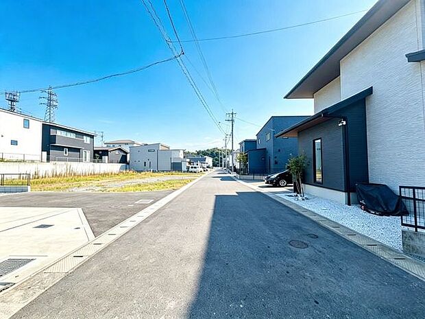 前面道路含む現地写真