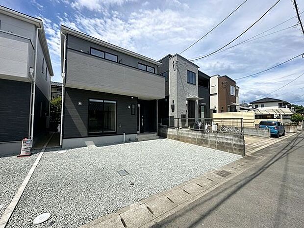平坦地×前面道路約4ｍで駐車もスムーズ♪