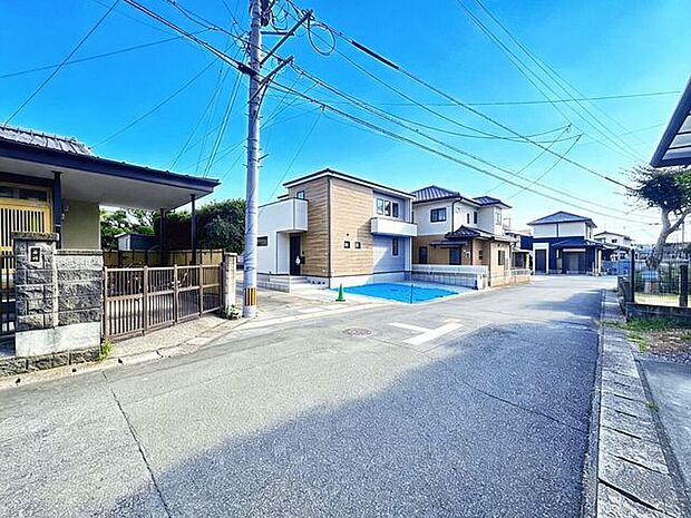 前面道路含む現地写真
