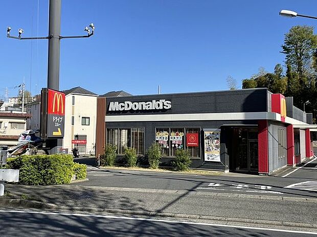 マクドナルド 川崎初山店 980m