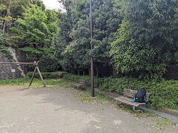 細山なかよし公園 450m